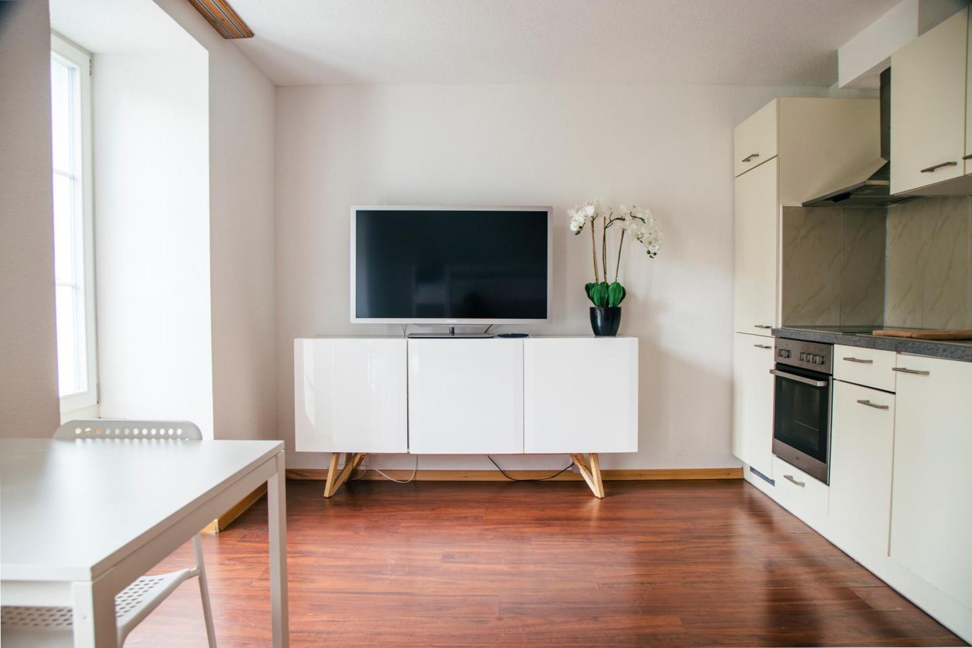 Nimbuzzz Apartments Unterseen المظهر الخارجي الصورة