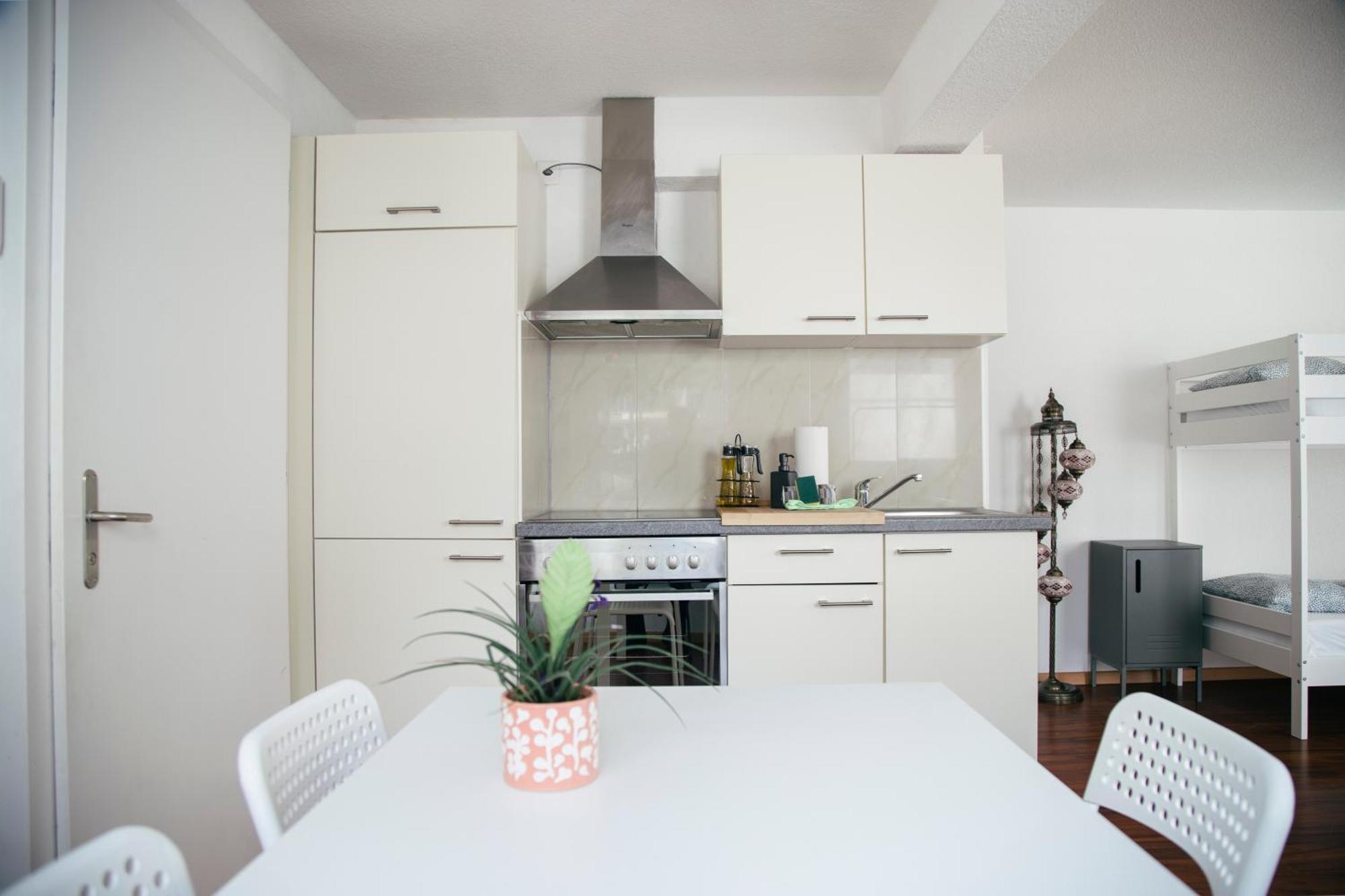 Nimbuzzz Apartments Unterseen المظهر الخارجي الصورة