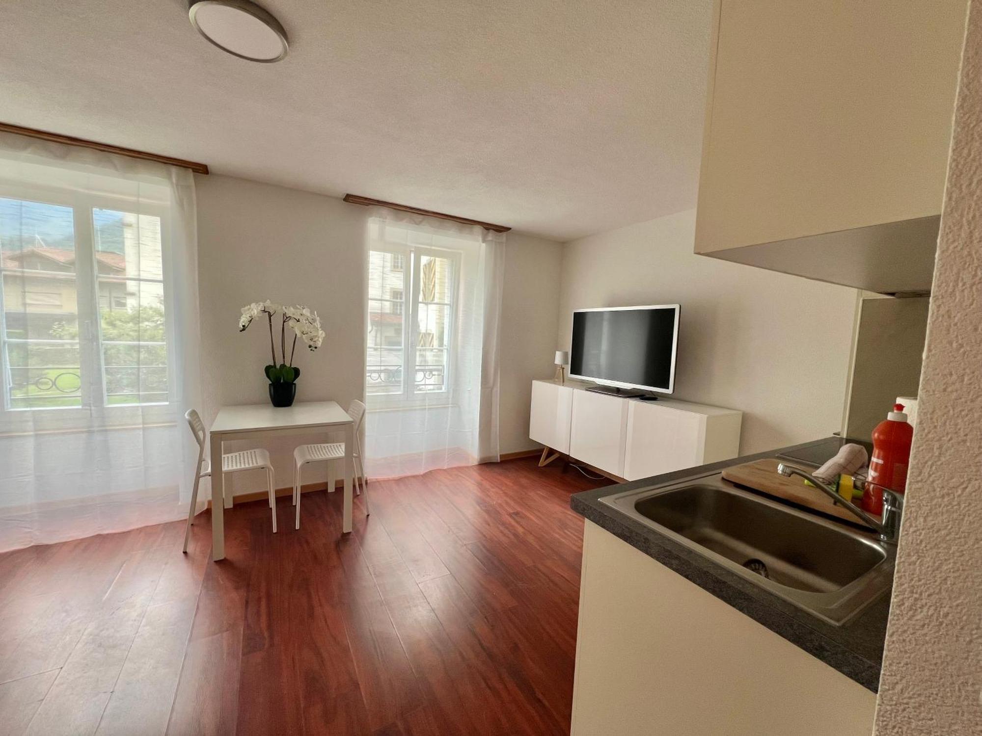 Nimbuzzz Apartments Unterseen الغرفة الصورة