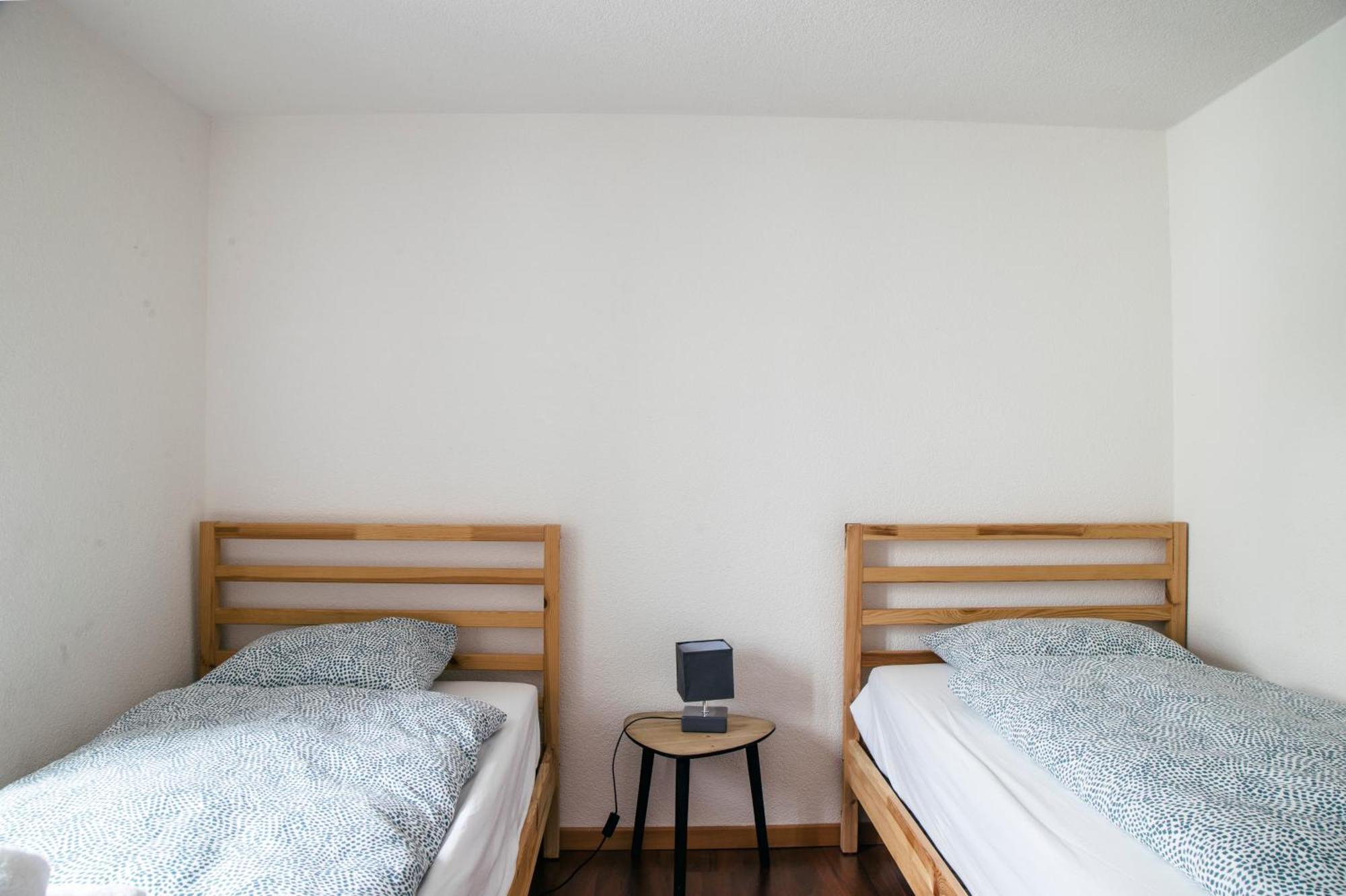 Nimbuzzz Apartments Unterseen الغرفة الصورة