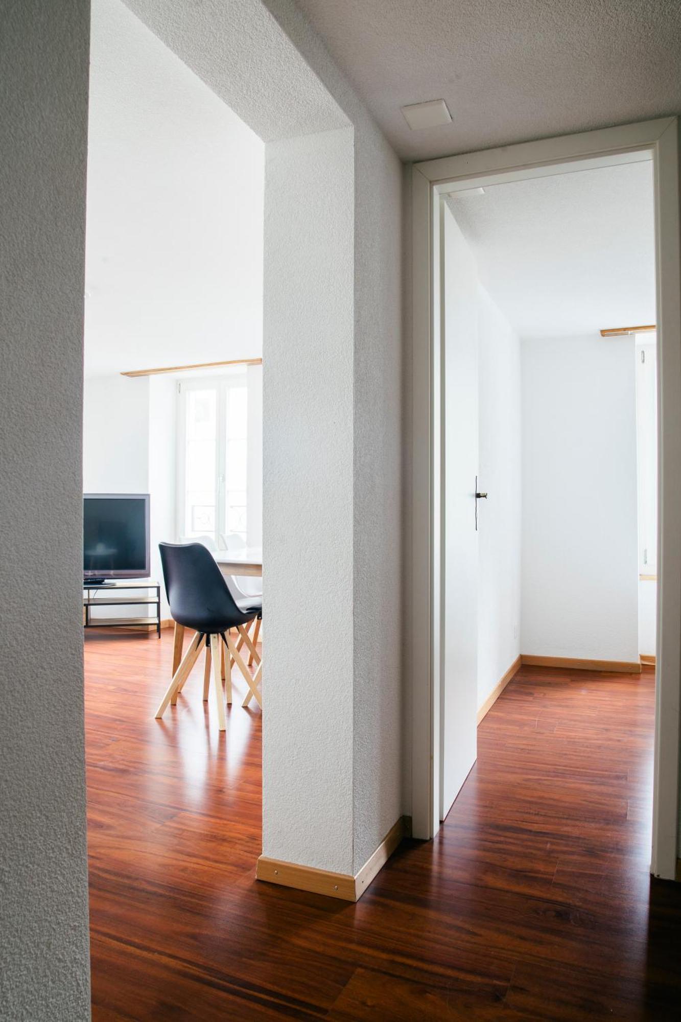 Nimbuzzz Apartments Unterseen الغرفة الصورة