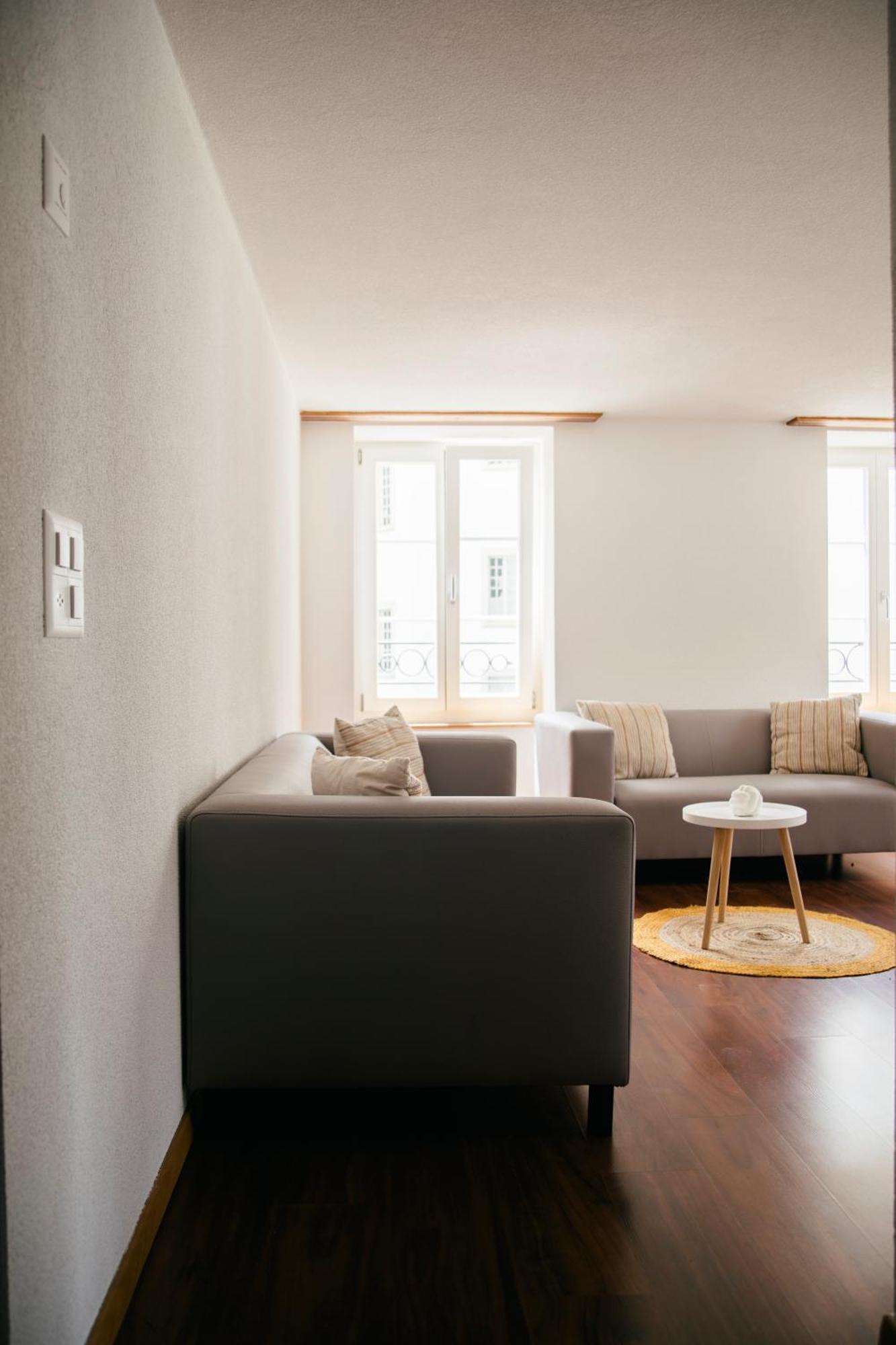 Nimbuzzz Apartments Unterseen الغرفة الصورة